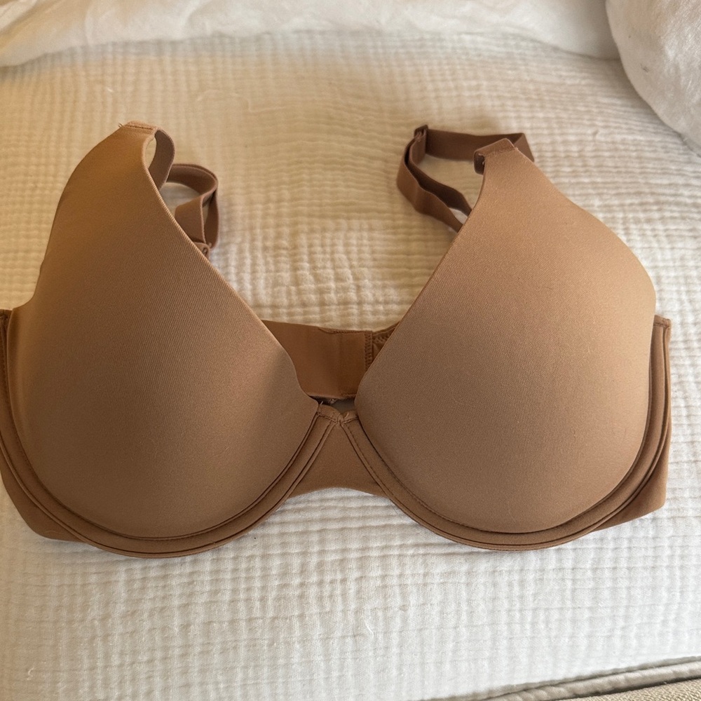 SKIMS Smooth Nude Bra